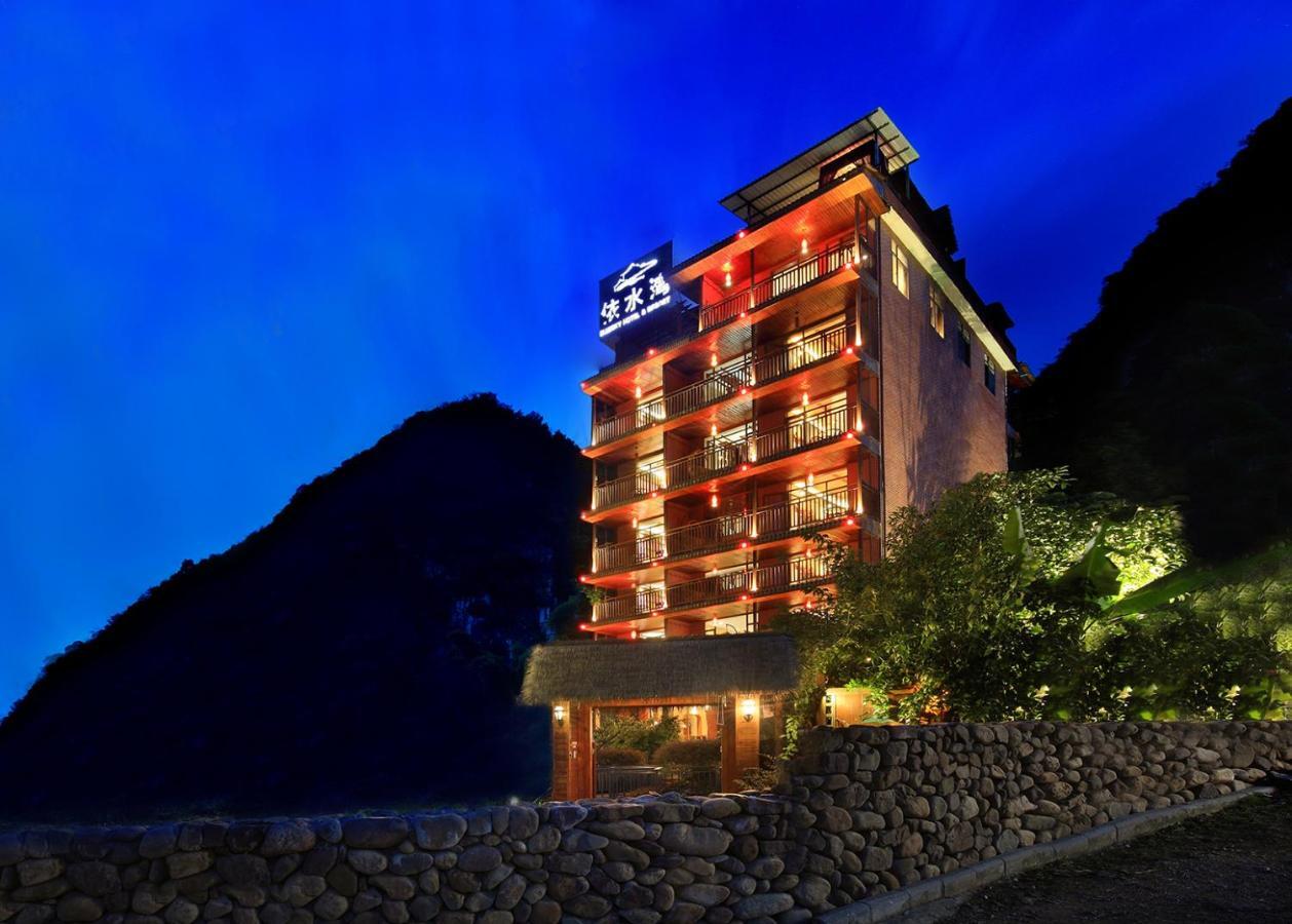 Blue Sky Hotel Yangshuo Exterior photo
