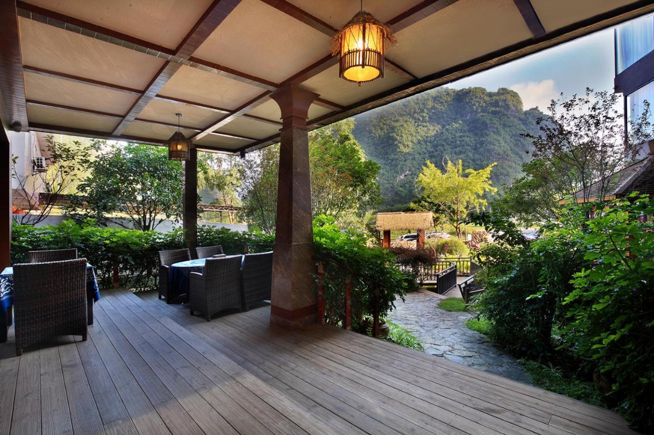 Blue Sky Hotel Yangshuo Exterior photo